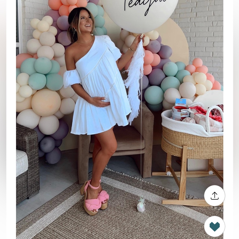 White one shoulder dress